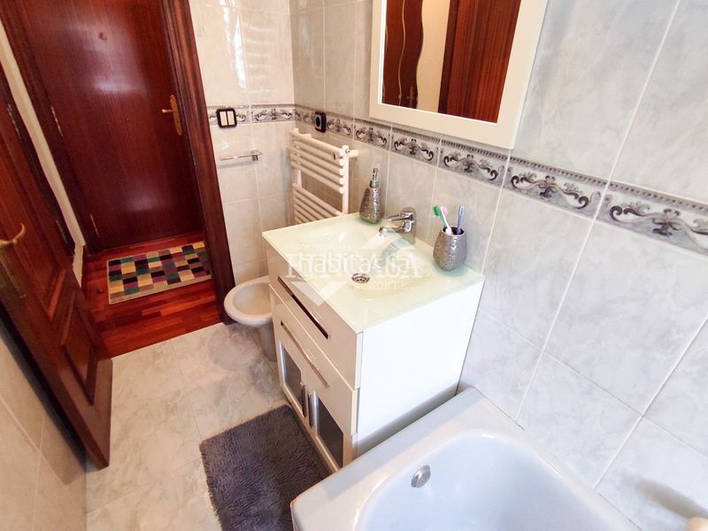 Foto 0f9031f1-85bb-4dd1-8988-9d852ff2a493. Rent flat with heating parking in Centro Laredo