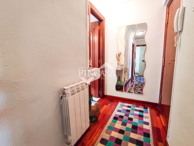 Foto baca9e54-082f-4fc0-b410-f5dd8d45a946. Rent flat with heating parking in Centro Laredo