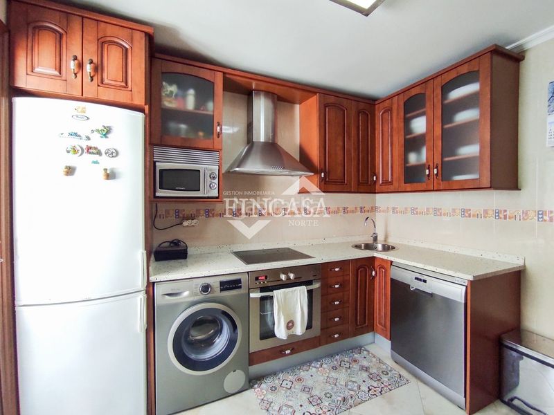 Foto c07a4b6b-6ed2-428f-b490-5ee366a08aa6. Rent flat with heating parking in Centro Laredo