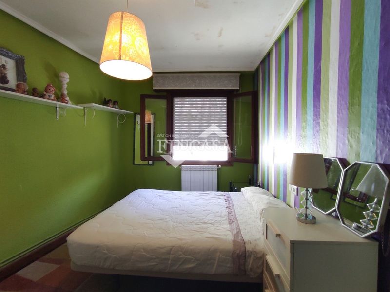 Foto d3c8634a-db6f-46ad-be57-395bc2ab1d2a. Rent flat with heating parking in Centro Laredo