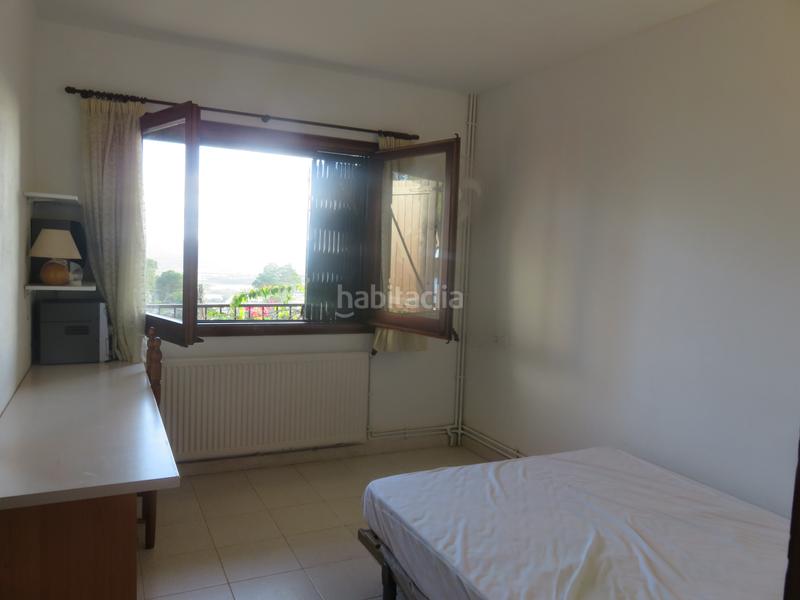 Foto 070122b1-f033-4214-9193-46ea9e383ae2. Casa aparellada a carrer pirineus 94 a l´Estartit poble Estartit