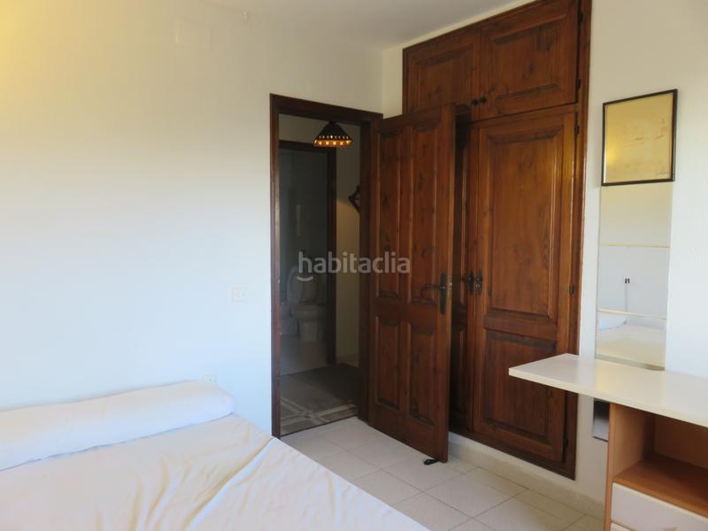 Foto bf450321-b9e2-4c60-afd1-e31d87d71cac. Casa aparellada a carrer pirineus 94 a l´Estartit poble Estartit