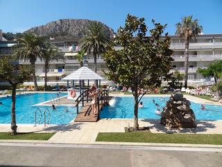 Dúplex a Carrer de la devesa 18. Duplex con 3 dormitorios, 2 cuartos de baño, gran terraza. pisci