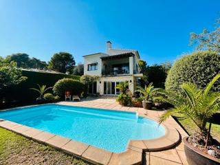 Xalet a Torre Vella - Torre Gran - Les Dunes. Fantstica casa; ideal para vivir todo el ao; zona tranquila; i