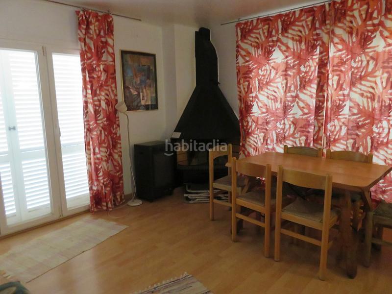 Foto 2a417485-3ea2-40b4-802b-31f5cbdf8916. Piccolo appartamento con camino parcheggio in l´Estartit poble Estartit