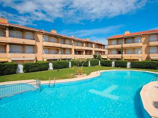 Studio  Carrer assutzena. Studio con una gran terraza junto al mar