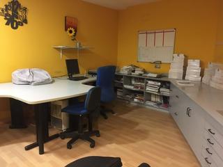Lloguer Local Comercial a Inmobiliaria - Barreda. Local comercial