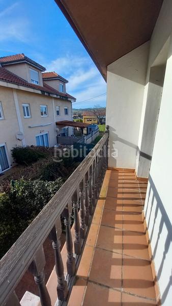 Foto 76e32825-2260-44bc-ad0b-7a92b6b35272. Casa adosada adosado en esquina en Reocín