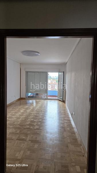 Foto b5d43605-d2e3-4a84-aecc-245716fe2c4c. Piso  en Centro Torrelavega
