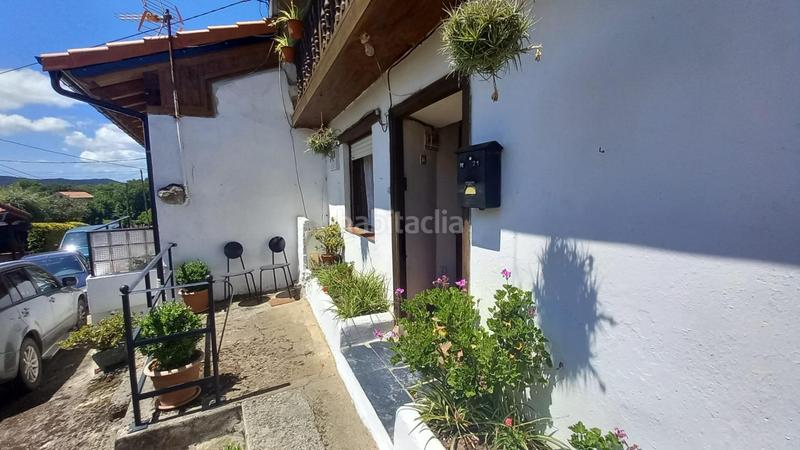 Foto 3f05ec61-f856-42a2-bf1f-640d918952c5. Casa  con terreno en en Santillana del Mar