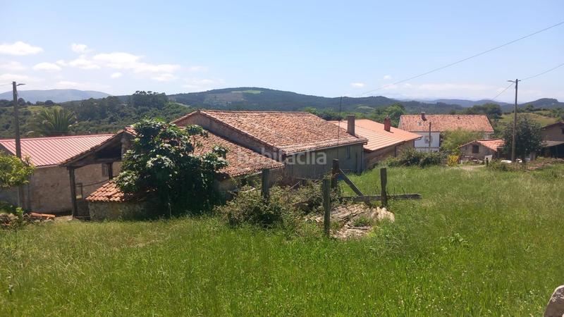 Foto 433f445b-8928-4a34-b903-5a531843c605. Casa  con terreno en en Santillana del Mar