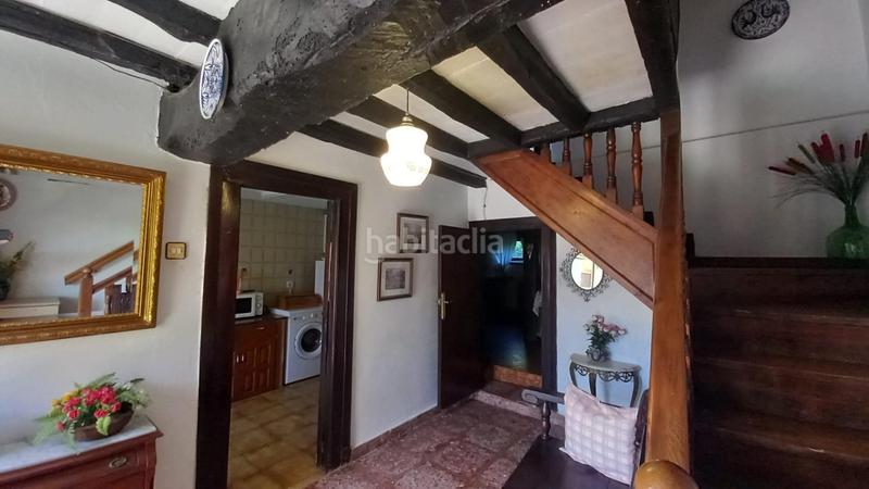 Foto 497df04d-4305-4ff0-8692-0059d5f0083c. Casa  con terreno en en Santillana del Mar