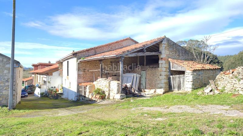 Foto 53173a90-f221-498f-855a-56fe1e943c22. Casa  con terreno en en Santillana del Mar