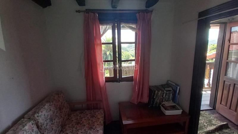 Foto 56f6d494-30a6-45a5-a18a-dcedb12763f2. Casa  con terreno en en Santillana del Mar