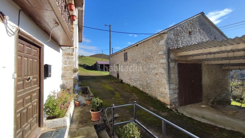Foto 9e1a70f6-f7bb-45cd-aa86-fa2dfc2de71f. Casa  con terreno en en Santillana del Mar