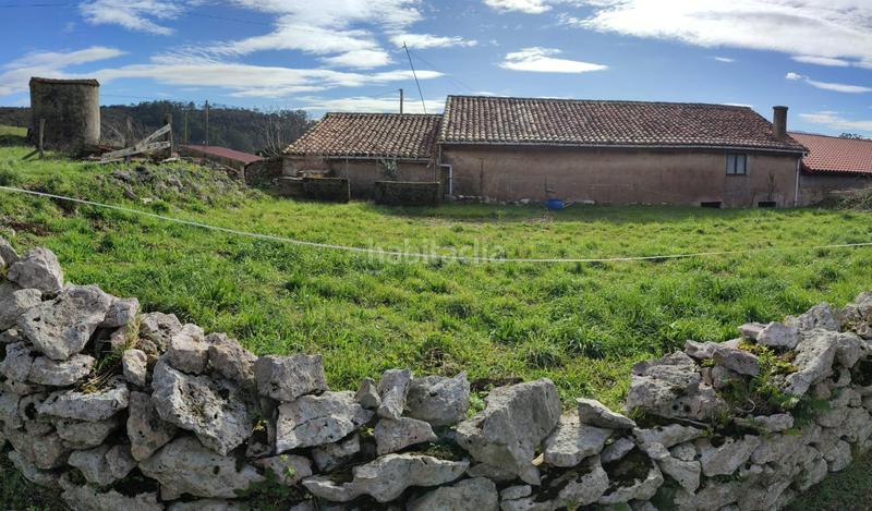 Foto a50241e0-b454-492f-8877-0a5cfcb887bf. Casa  con terreno en en Santillana del Mar
