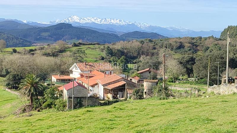 Foto cc7debb1-895e-46ca-b12b-73c5e123d968. Casa  con terreno en en Santillana del Mar