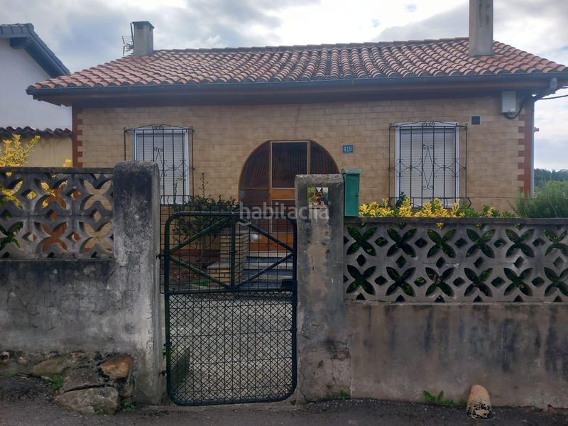 Foto 86252b6a-7eed-49ef-83c3-ea334b05bed0. Casa amb calefacció aparcament a Covadonga - Campuzano - Ciudad Vergel Torrelavega