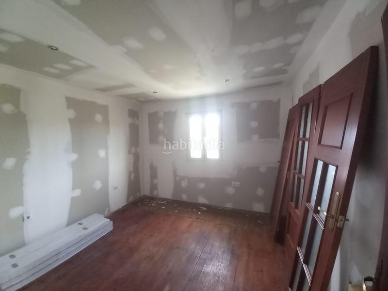 Foto ceabae3d-9402-4a91-a619-4d267d675982. Haus mit heizung parking in Covadonga - Campuzano - Ciudad Vergel Torrelavega