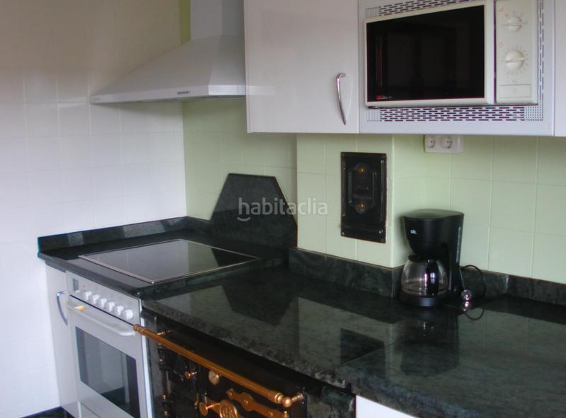 Foto e5ee1510-8984-43d4-a14e-febba57cd75e. Rent flat in Sierrapando Torrelavega