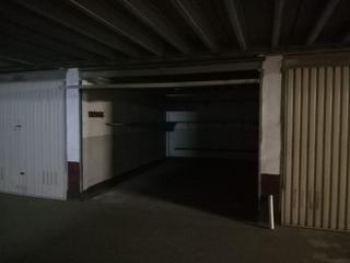 Aparcament cotxe  Calle calle mies de vega, 27a. Garaje cerrado en torrelavega