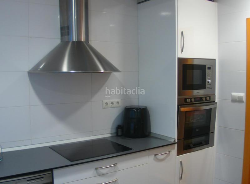 Foto 2a19b72a-2863-4d69-a468-b0ec9bc59b69. Etagenwohnung mit heizung in Centro Torrelavega
