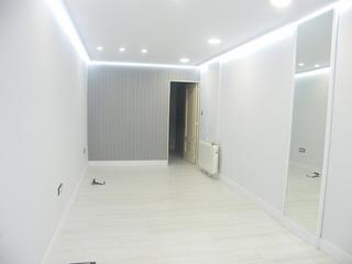 Lloguer Local Comercial a Centro. Local comercial