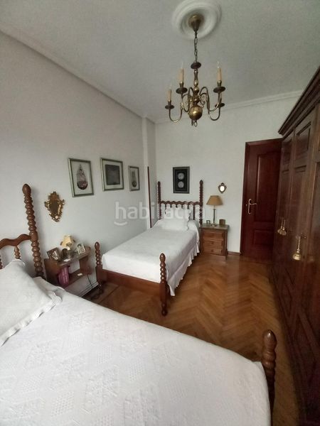 Foto d7aecbba-0880-4d88-979f-439351645d14. Pis amb calefacció aparcament a Inmobiliaria - Barreda Torrelavega