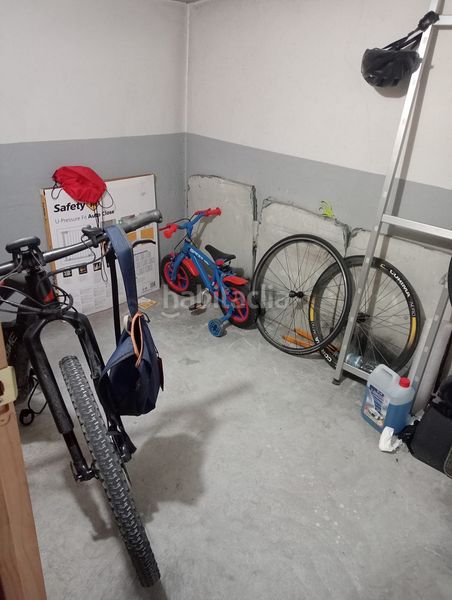 Foto f2776d38-fd35-4677-897f-25e417dfa2ff. Dúplex amb calefacció aparcament a El Parque - Zapatón Torrelavega