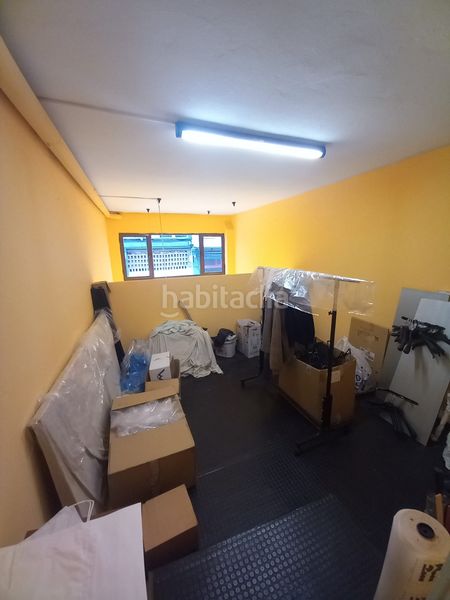 Foto ccbafcc8-5e03-4c94-9f84-32e056478ffe. Local comercial a El Parque - Zapatón Torrelavega