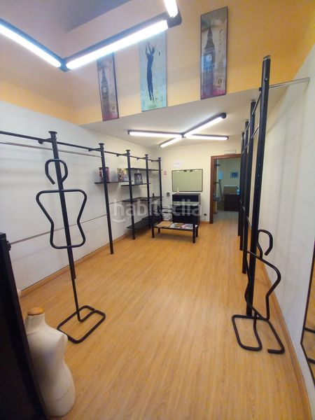 Foto f0e58c95-6e0c-48bf-aaa3-2c20c6965609. Local comercial a El Parque - Zapatón Torrelavega