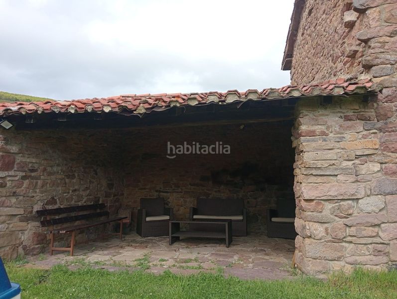 Foto 82ad7c09-8c0e-4a3d-98ba-f16ad9d7f306. Masia amb aparcament a Valdeolea