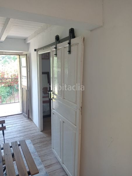 Foto aaaa5d55-8446-47ba-a709-b4bb5d6f1516. Maison dans Luena