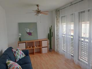 Apartamento en El Puntal. Moderno apartamento reformado junto a la universidad en el punta