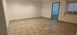 Lloguer Pis a Centro. Piso en alquiler en el corazón de molina de segura por 900