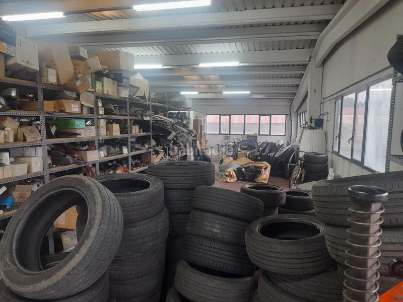 Foto d02bf3c8-d701-4fd0-bd25-932012fe12e9. Bâtiment à usage industriel avec chauffage dans Urduliz