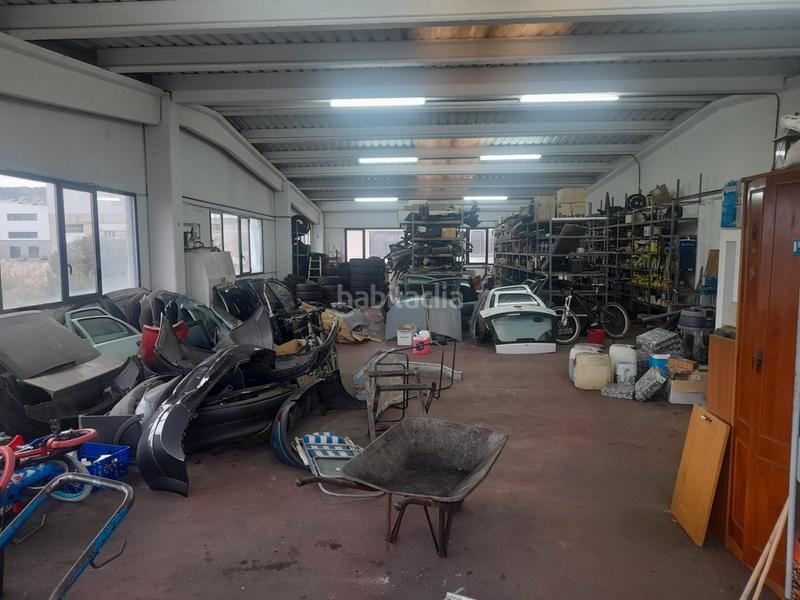 Foto fa4b47f1-d91e-43fb-ad3c-5ba48256b9d9. Bâtiment à usage industriel avec chauffage dans Urduliz