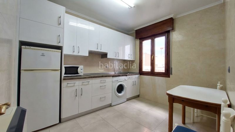 Foto ce18cf6c-614e-4cce-9719-9046d4c225ac. Pis a calle maestro zubeldia kalea 9 a Azeta - Abatxolo Portugalete