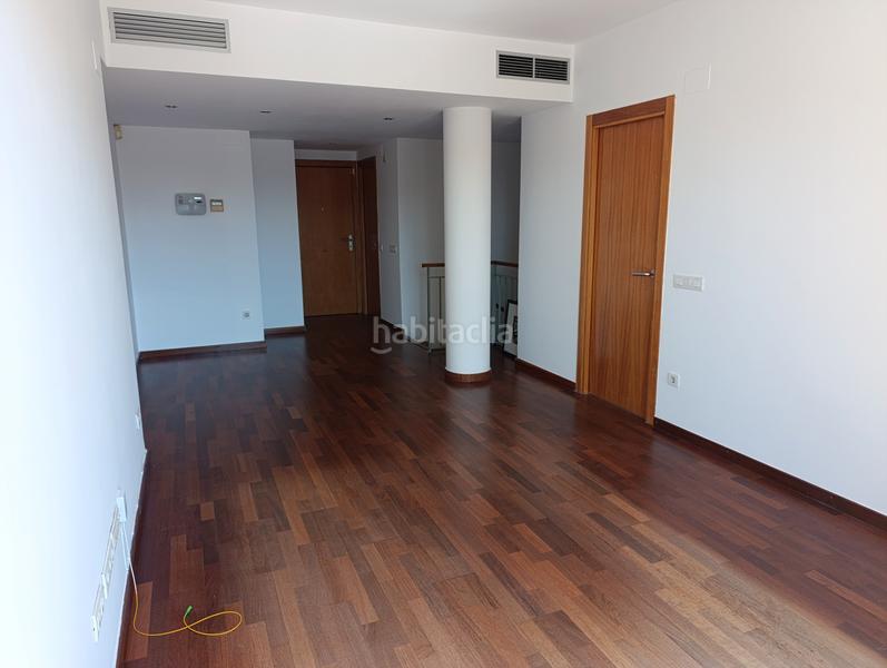 Foto 7d2ef04d-8d7d-4b5d-88da-b1784a9f5e19. Duplex con riscaldamento parcheggio piscina in Les Pinedes Vilassar de Mar