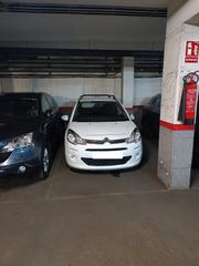 Aparcament cotxe  Carrer de picasso. Plazas de parking junto plaza picasso