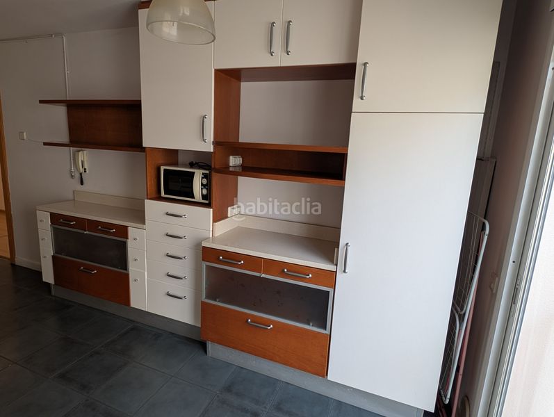 Foto dd19e79a-4e9a-44f9-b1aa-a3f32eeac5e6. Pis amb calefacció aparcament a Centre Vilassar de Mar