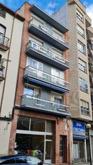 Rent Apartment  Calle esteban manuel villegas