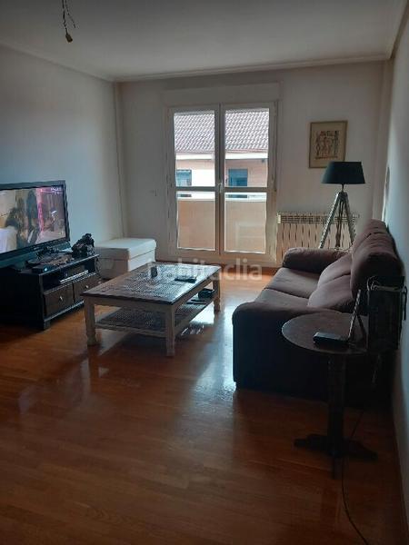 Foto f9bd378e-7956-410c-8afd-fd755c095c32. Piso en Albelda de Iregua