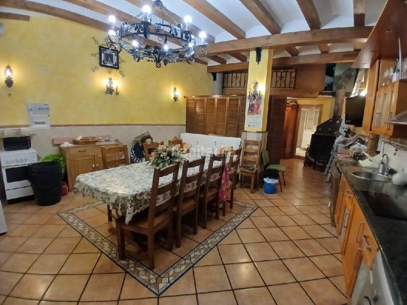 Foto 7e0cd13a-567f-4a4f-bf51-c54521dee2b0. Local comercial a Alberite