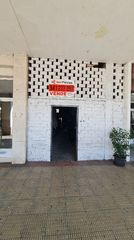 Business premise  Avenida club deportivo. Local en bruto