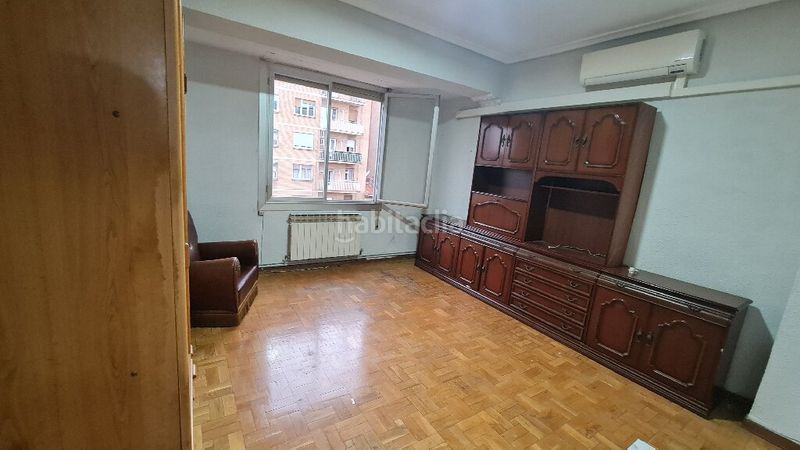Foto 2120029a-2053-4ec5-8845-4b03ff954a96. Pis a Residencia Logroño