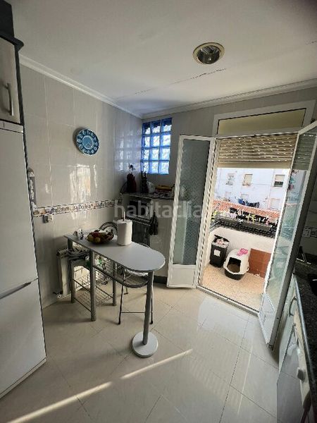 Foto 7bd140b6-5139-43ee-ac19-8dfbd6ae0f4d. Etagenwohnung mit heizung in Oeste Logroño