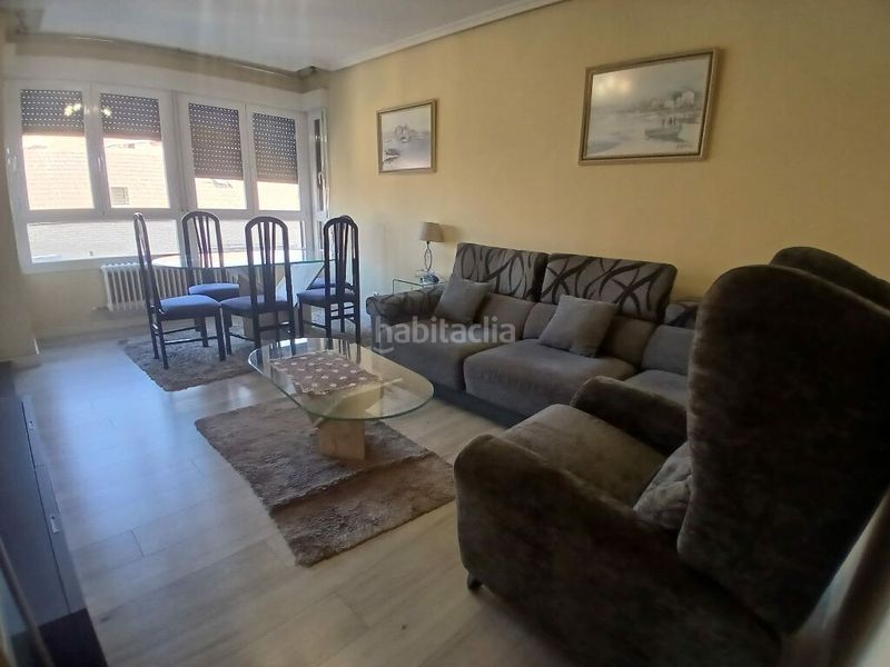Foto a7fefd42-9b23-4c97-b4ab-02f74584e059. Piso en Juzgados Logroño