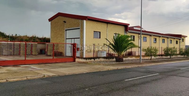 Foto bb9a5cfb-8ea2-4e90-9fe6-ac734235922b. Local comercial a Navarrete