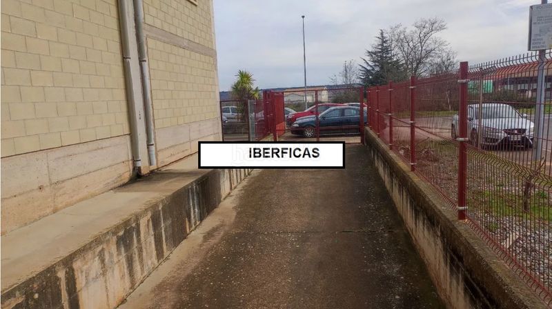 Foto cb7ba8ee-2ba1-403d-97ac-b53c355cafeb. Local comercial a Navarrete